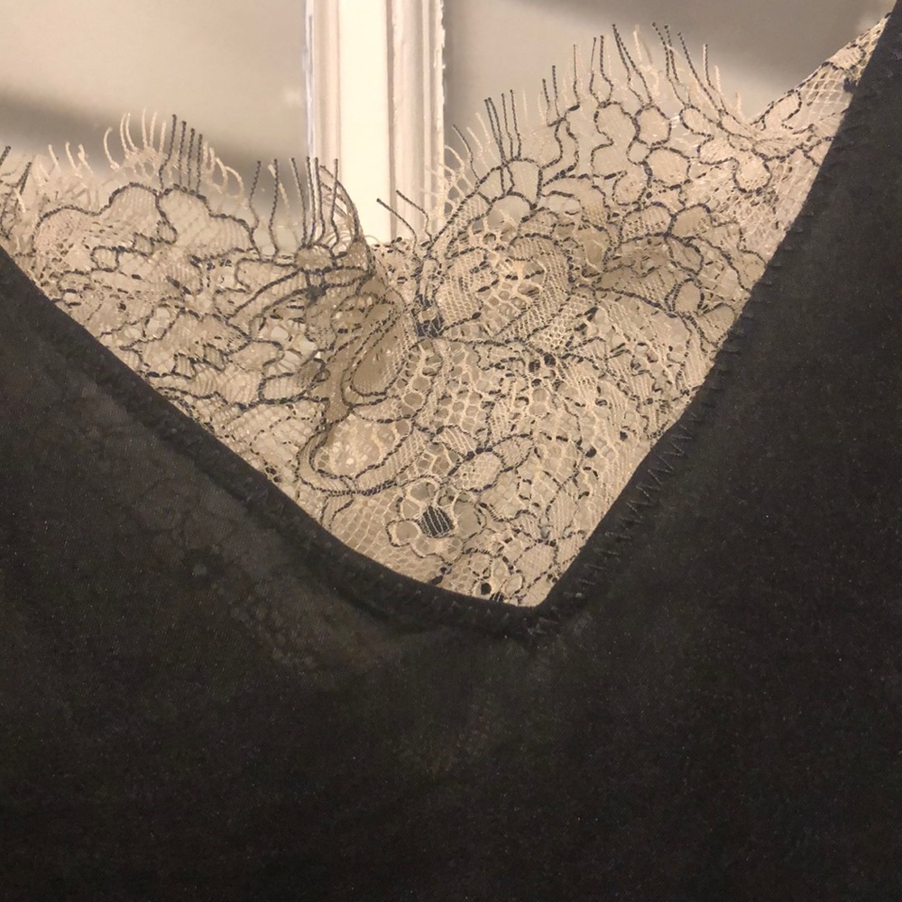 Lace cami - Picture 2 of 3